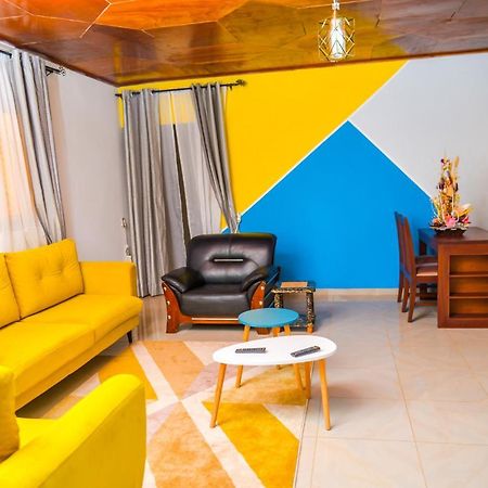 Appartement Meuble 2 Chambres Avec Salle De Bain - 1 Salon - 1E Cuisine - La Concorde - Quartier Nkomkana Яунде Екстер'єр фото
