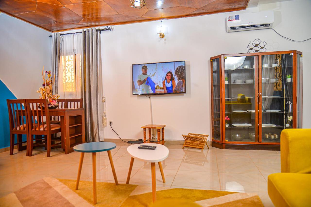 Appartement Meuble 2 Chambres Avec Salle De Bain - 1 Salon - 1E Cuisine - La Concorde - Quartier Nkomkana Яунде Екстер'єр фото